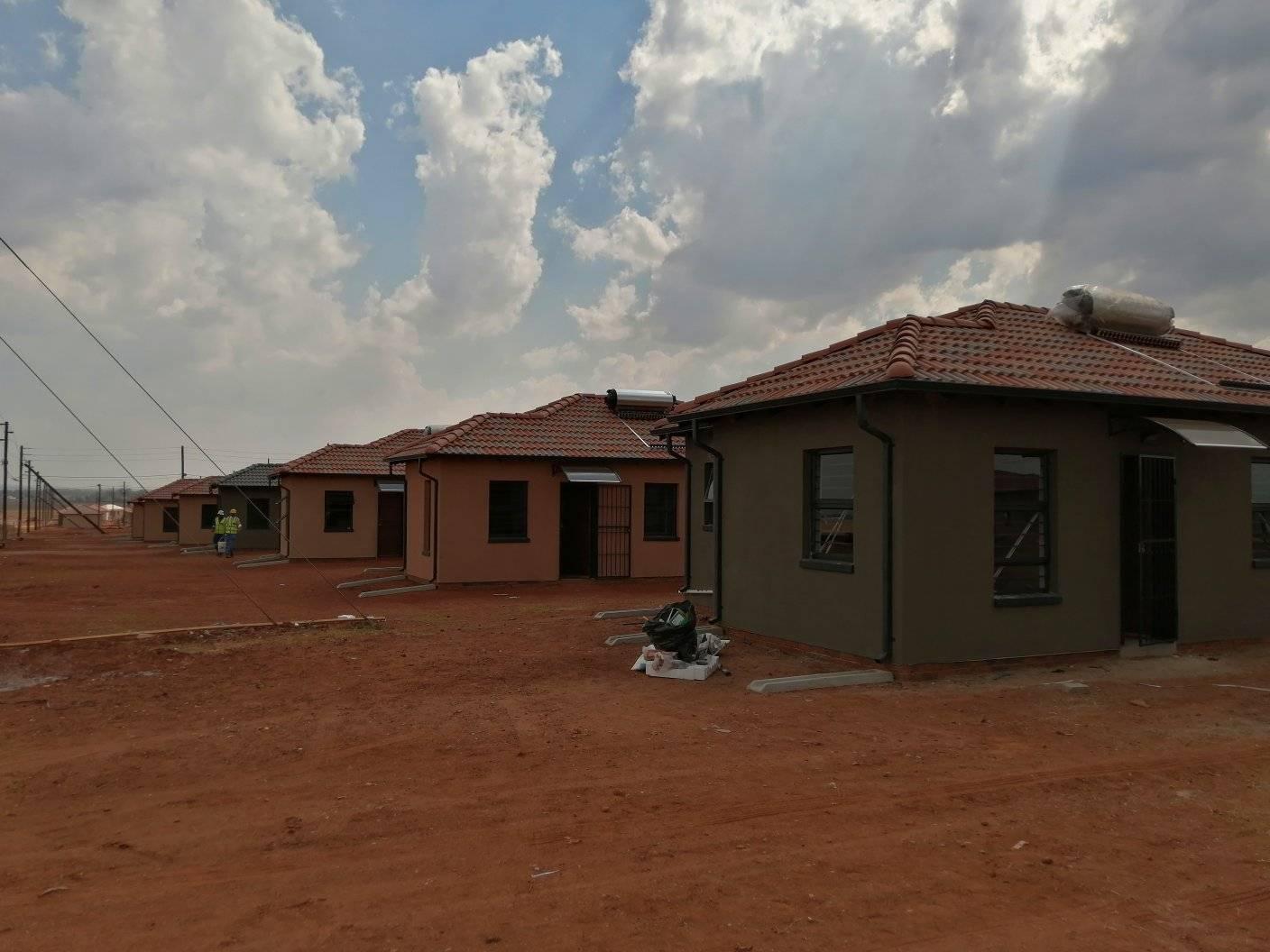 Protea Glen Extension 40 Soweto Johannesburg Houses (3)