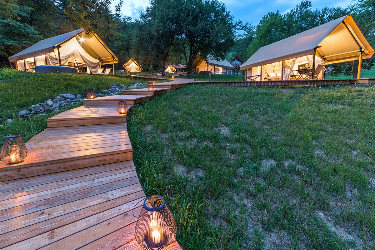 Chateau Ramsak Vineyard Glamping Resort Maribor Slovenia Glamorous Camping (5)