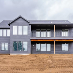 Completed in 2022. A newly-built 3 Bedroom House with 2 Bathrooms and 3 x Attached Garages, Gross Floor Area 3,680 sqft - on 60839 Lake Spokane Drive, Nine Mile Falls, Washington - Price $739,900