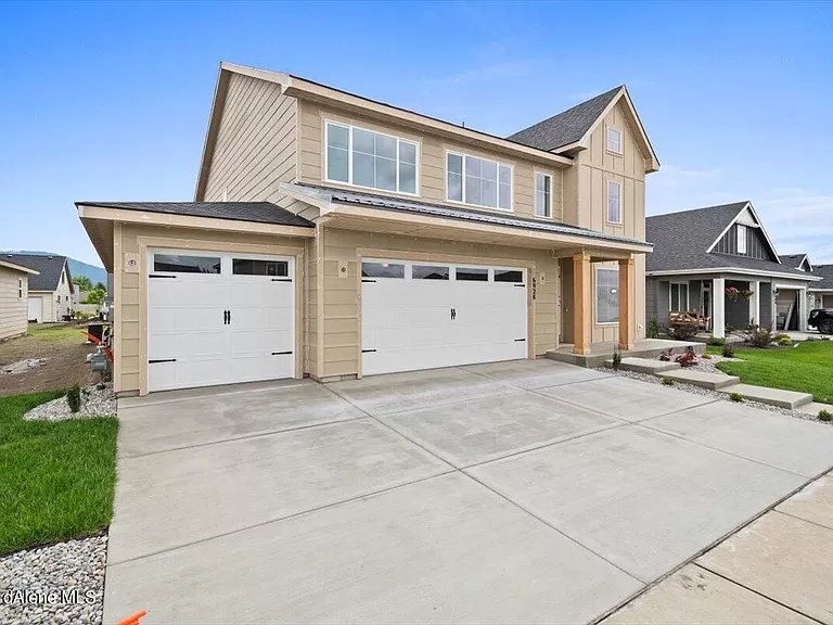 Idaho 6928 N Proust Drive Coeur D Alene ID83815 - 4 Bed and 3 Baths with 3 Attached Garages on Gross Floor Area 2939 sqft - Built in 2021 - Price $785,000 (1)