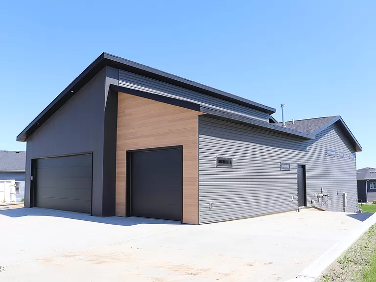 North Dakota 3815 Knudsen Loop Bismarck ND58503 - 3 Bed and 3 Baths with 3 Garages on Gross Floor Area 1,914 - Built in 2021 - Price $614,900 (1)
