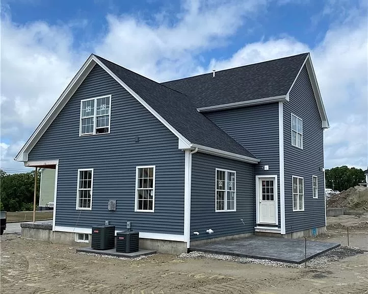 Rhode Island 482 Louise Street Woonsocket RI-02895 - 4 Beds and 3 Baths with 2 Attached Garages on Gross Floor Area 2,100 sqft - Built in 2022 - Price $589,900 (3)