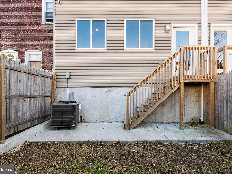 Philadelphia 25 Good St PA19119 - 4 Bed and 4 Baths with Open Parking on Gross Floor Area 3,300 sqft - Built in 2021 - Price $565,000 (3)