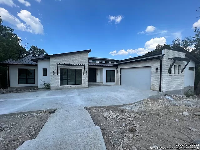 San Antonio 20618 Osprey Way TX-78256 - 4 Bed and 4 Baths with 2 x Attached Garages on Gross Floor Area 3,053 sqft - Built in 2022 - Price $985,000