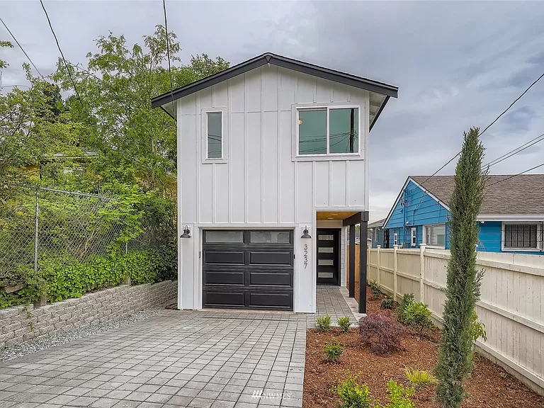 Newly Built House in Seattle 3237 S Kenyon Street WA-98118 - 3 Bedrooms and 3 Baths with Attached Garage on Gross Floor Area 1,224 sqft - Built in 2022 - Price $699,950