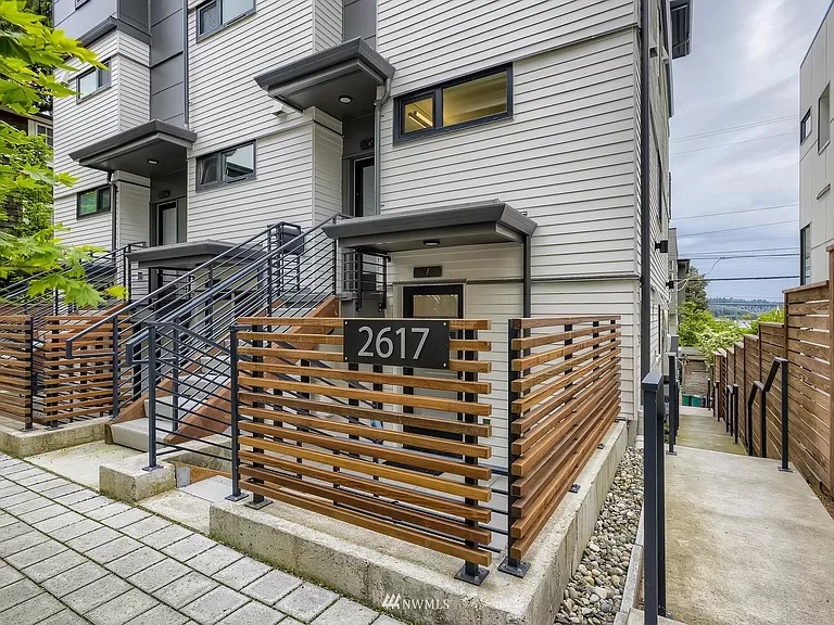 Newly Built Townhouse in Seattle 2617 Franklin Avenue E UNIT F WA-98102 - 2 Bedrooms and 2 Baths on Gross Floor Area 885 sqft - Built in 2021 - Price $689,500