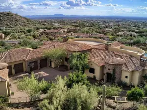 Newly Built House in Mesa 3631 N Sky Point Cir AZ85207 – 5 Bedrooms and 6 Baths with 8 Attached Garages on Gross Floor Area 7,708 sqft – Built in 2009 – Price $3,495,000