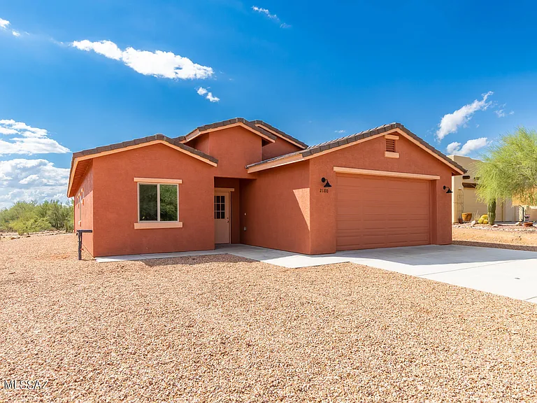 Newly Built House in Tucson 2180 S Triangle X LN AZ85713 – 4 Bedrooms and 2 Baths with 2 Attached Garages on Gross Floor Area 1,780 sqft – Built in 2022 – Price $474,900