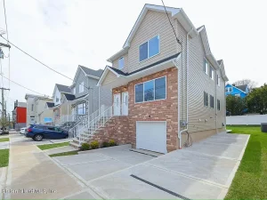 Newly Built 6 Bedroom House on 144 Beach Street Staten Island NY10304 - Gross Floor Area 2200 sqft - Price $1,099,800 USD