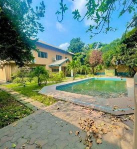 4 Bedroom Villa with 3 Bathrooms on Gross Floor Area 1050m2 in Ngaliema Joli Parc, Ngaliema, Joli Parc, Ngaliema, Kinshasa, Democratic Republic of Congo - Price $2.500.000.00