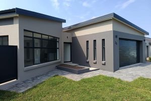 3 Bedroom House for Sale, with 2 Bathrooms and Garage in Le Grand Estate 38 Bogey Circle (le Grand Golf Estate), Le Grand Estate, George - GFA 222m2 - Price $R4200000