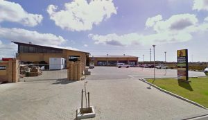 Business Centre For Sale in Fountains Estate Business Park in Jeffreys Bay, Eastern Cape, SA - GFA 1,200m² - Land Size 3,213m², Extras 40 Parkings - Price R11,500,000