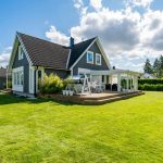 Building Costs per Square Metre in Sweden - Houses Built in 2009 - 7 Room Villa at Önskeholmsgatan 20 Kumla Municipality - Living area 196 m² Plot area 1,374 m² - Price 4,995,000 SEK