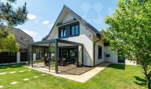 Renovated in 2023, Double Storey House for Sale GFA 230 m² with Land 1,133 m²- Boleslavská, Lhota, Prague-East District - Price 27 900 000 CZK